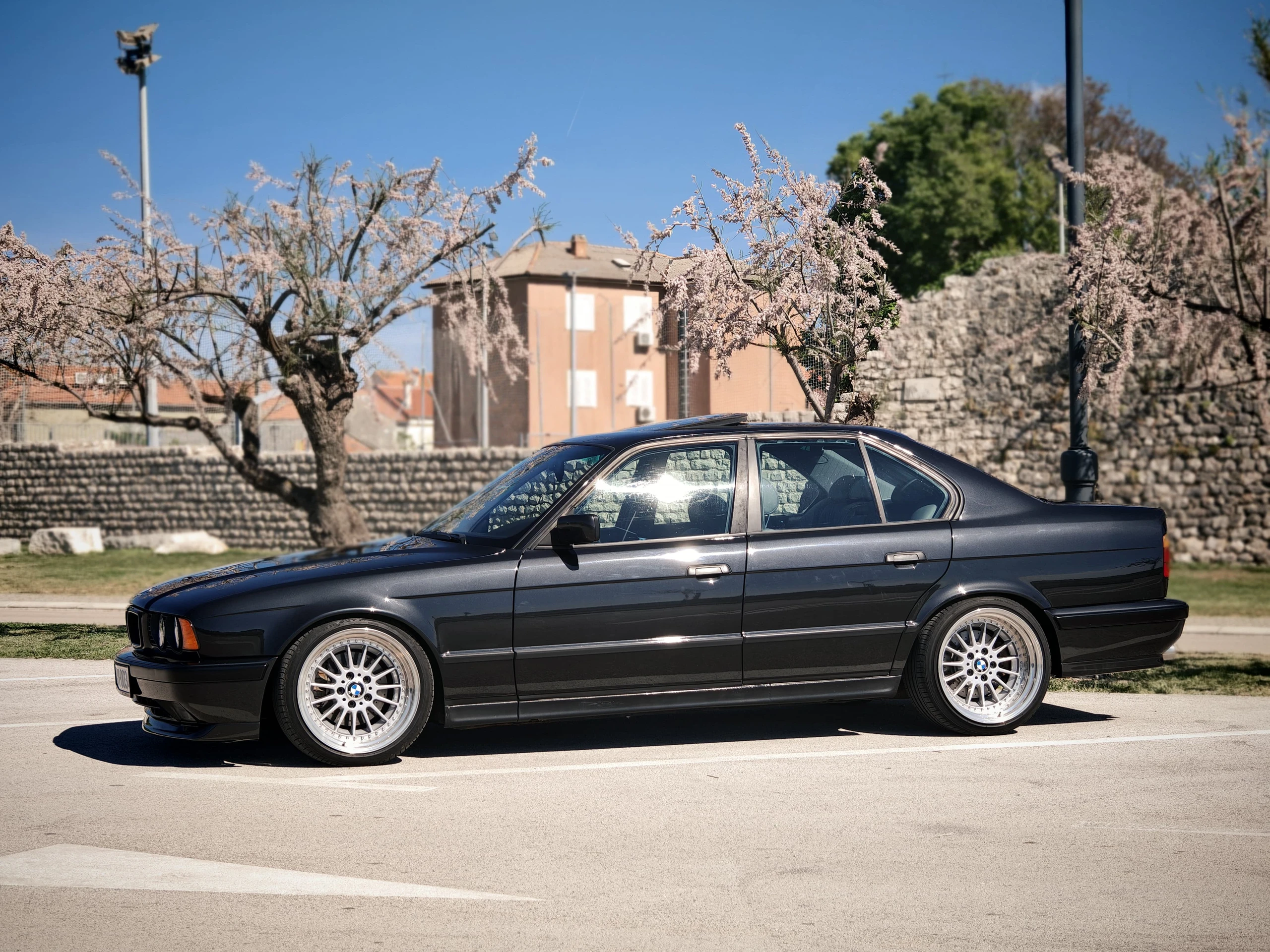 BMW 540i