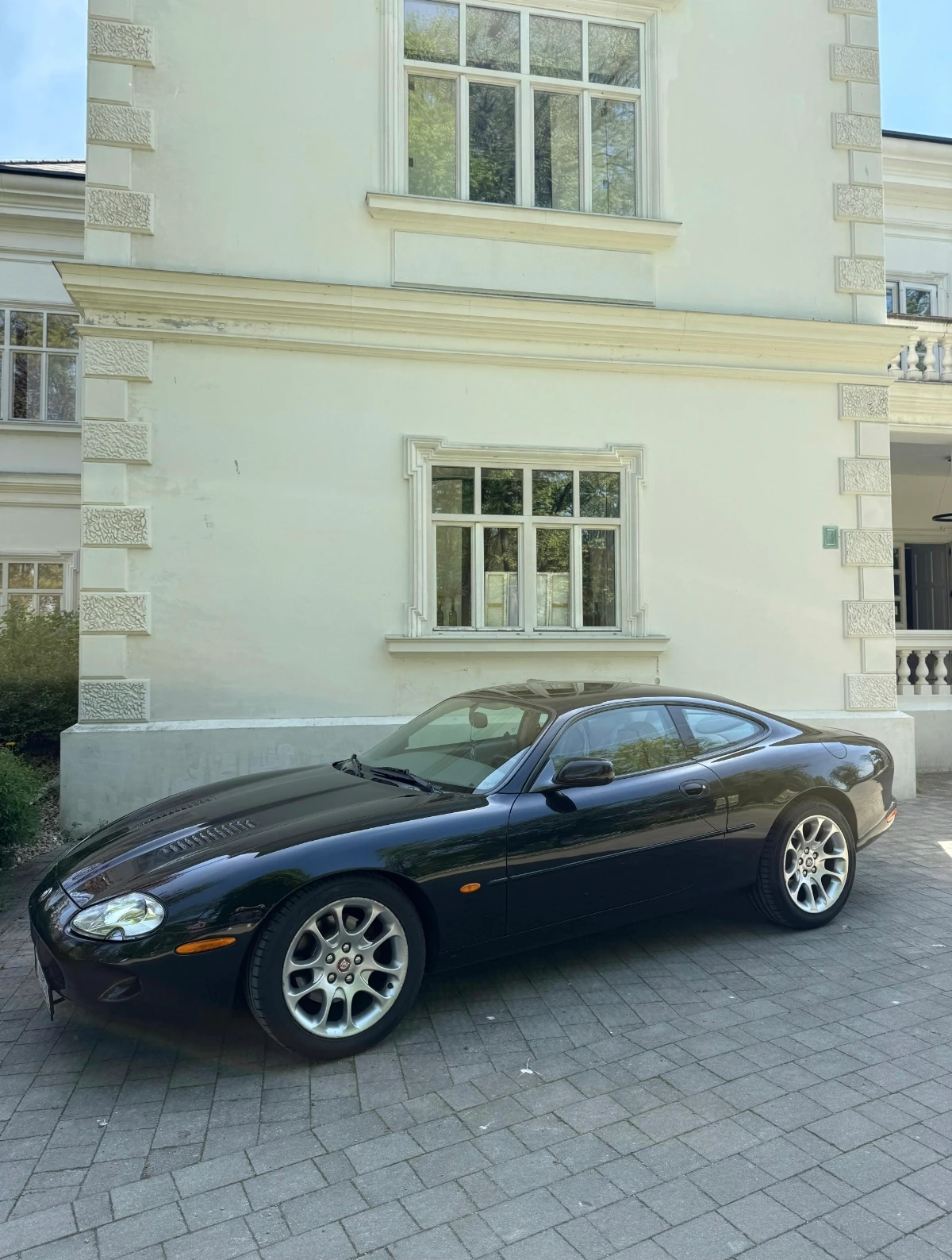 Jaguar XKR
